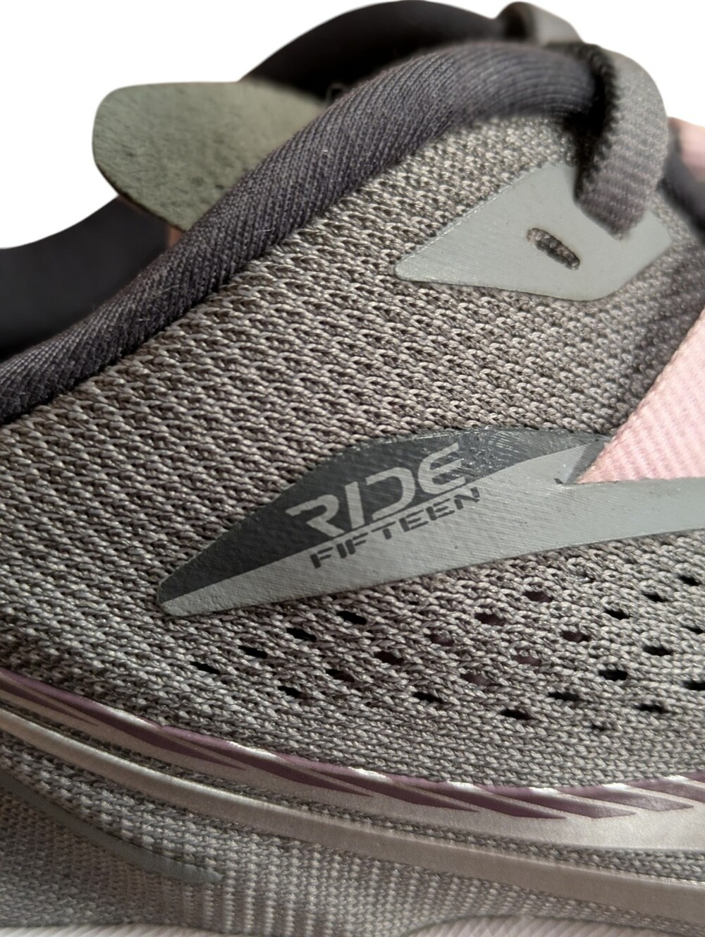 Saucony Ride 15 Womens Running Shoes Gray Size 11 - Picture 8 of 13